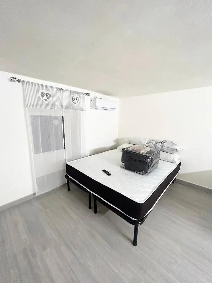Apartment Pontenuovo 6E8 House Naples
